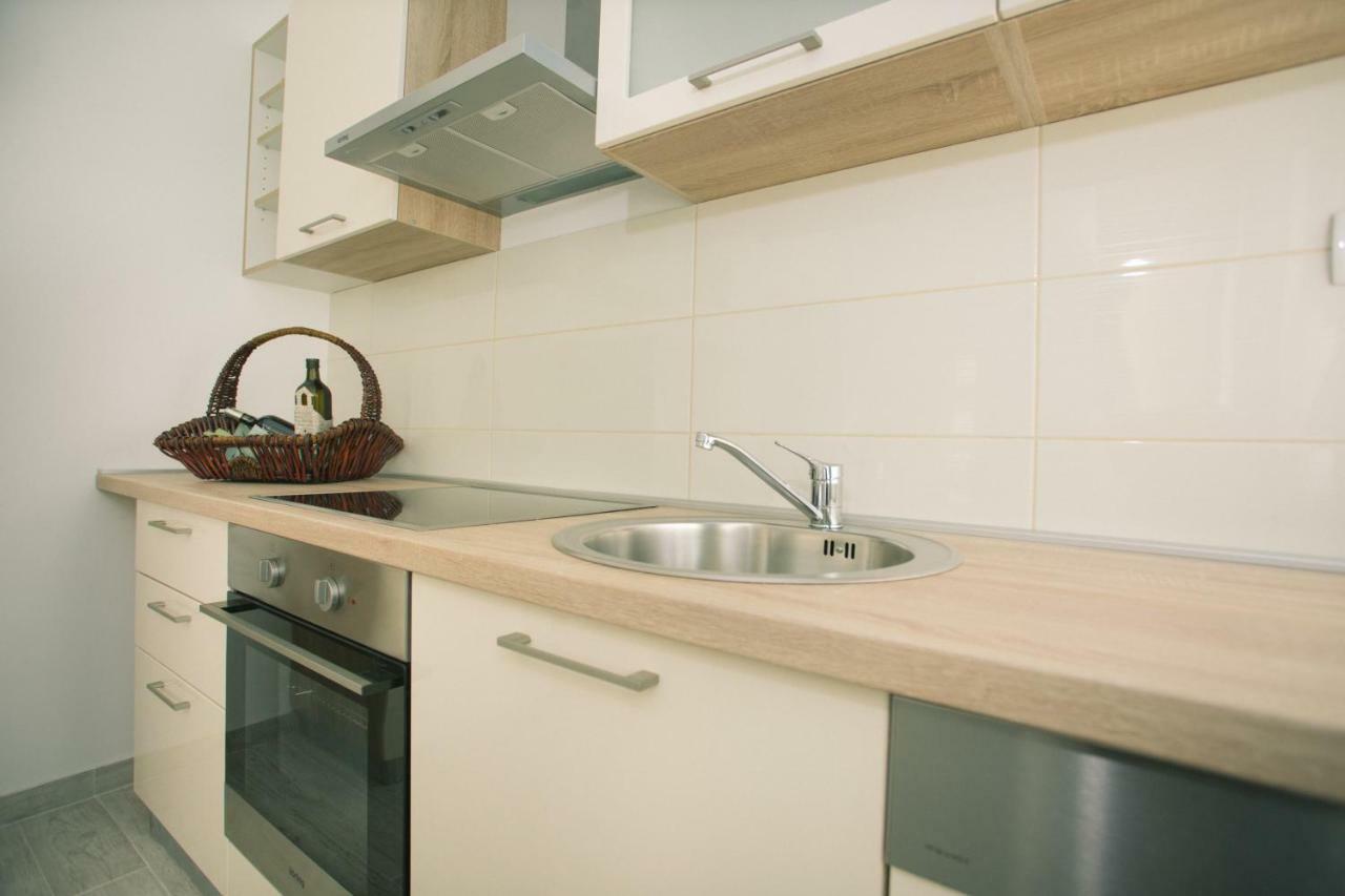 Apartments Kampanel Kaštela 外观 照片