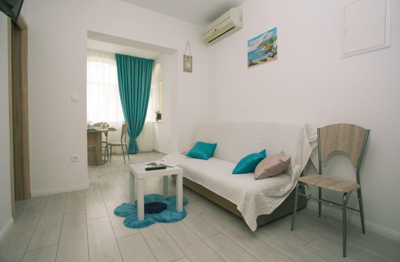 Apartments Kampanel Kaštela 外观 照片