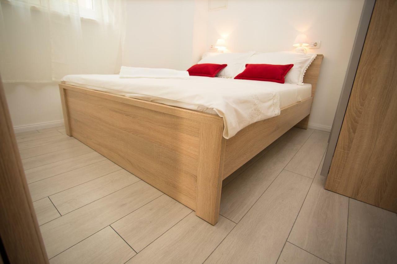 Apartments Kampanel Kaštela 外观 照片