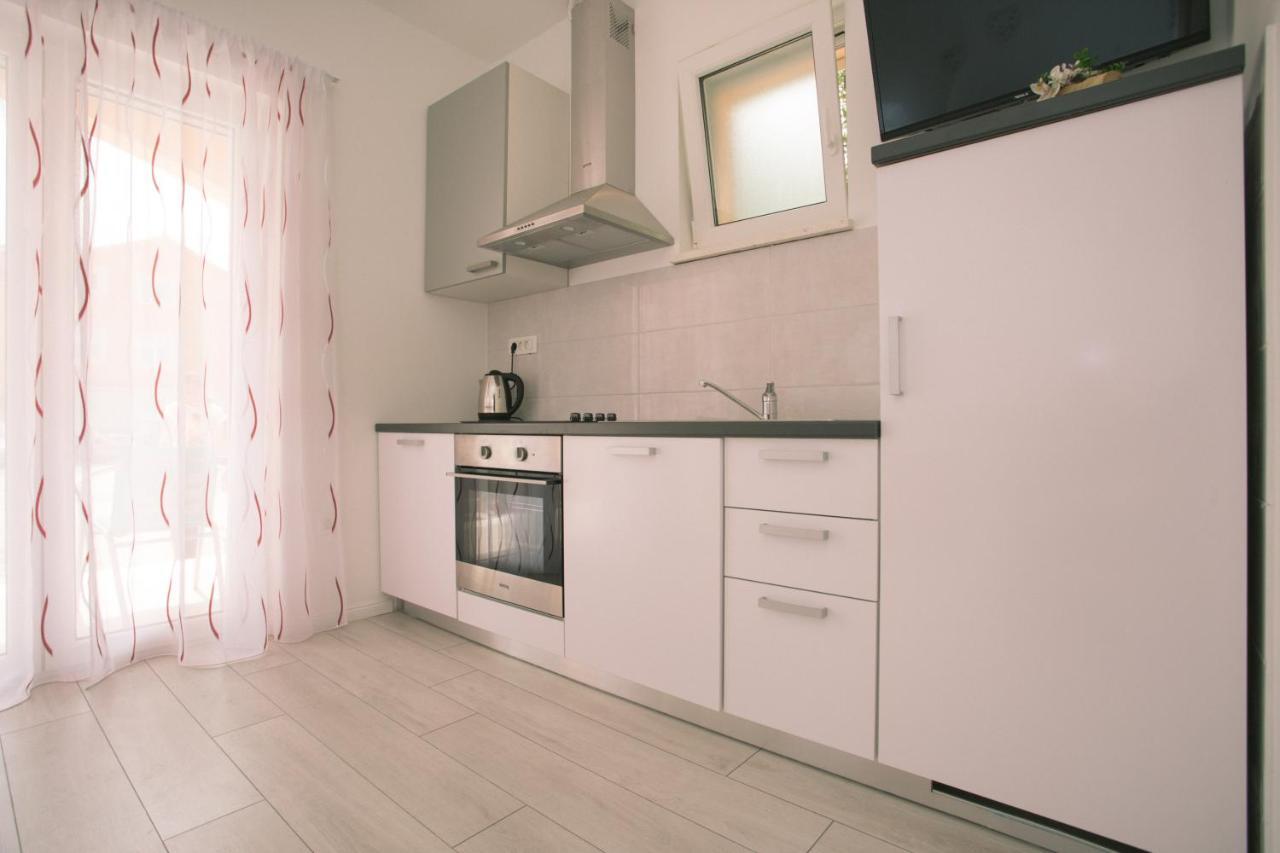 Apartments Kampanel Kaštela 外观 照片