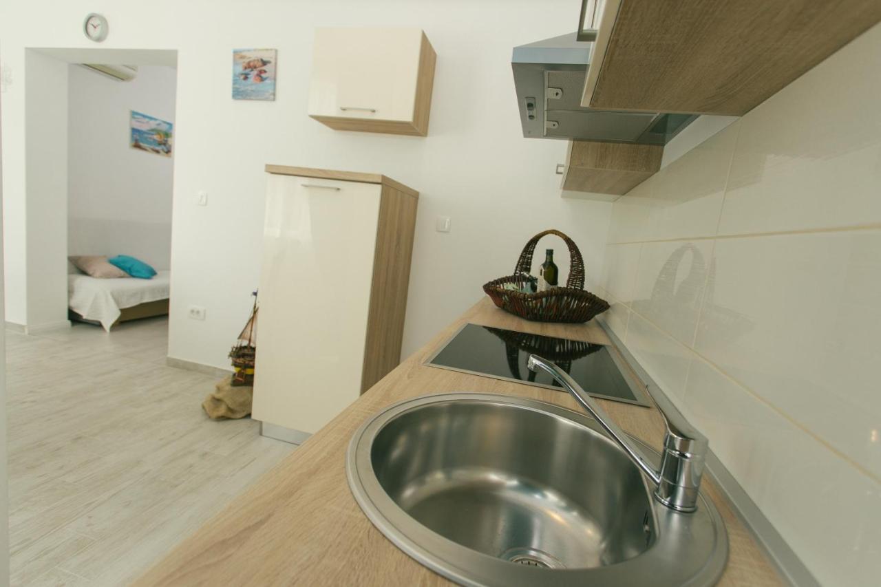 Apartments Kampanel Kaštela 外观 照片